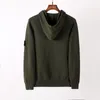 Topstoney-Pullover von Markendesignern von höchster Qualität. Exquisiter gewebter Cardigan-Pullover, klassischer Pullover mit gesticktem Abzeichen, aber Reißverschluss