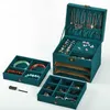 Threelayers Portable Green Jewelry Box med retro Lock Organizer Storage Earring Halsband Display för kvinnliga gåvor 230814