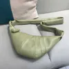 Высочайшее качество Lemaire Croissant Bag Унисекс Роскошная овчина Сплошной цвет Модная универсальная сумка через плечо Классическая мягкая кожаная сумка для пельменей Нагрудная сумка 230902