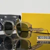 مصممي النظارات الشمسية رسالة شمسية الساق للنساء استقطاب الاتجاه الرفاهية رجال UV مقاوم للشمس الزجاج غير الرسمي متعدد الاستخدامات مع هدية مربع