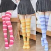 Sexy Socken 3 Paar Strümpfe Socken Cosplay Bunte Streifen über Knie Baumwolle Lolita Slim Lady Mädchen Weihnachten Halloween Geschenk 230901