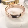 Designer de luxo marca carta anel de prego feminino qualidade superior titânio aço incrustado cristal strass anéis banhado a ouro jóias acessórios presentes tamanho: 6 7 8