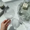 ワイングラスクリエイティブラウンドドラムストライプガラス透明シャンパンカクテルゴブレットミルクジュースコーヒーカップホームオフィスギフト用
