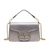 Boîte portable de luxe légère pour femmes, haut de gamme, nouvelle niche française, bandoulière simple, petit sac carré tendance 7889