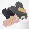 Cinq doigts gants femmes mode lettre cinq doigts gants doux lettres chaudes gant cadeau pour amour petite amie de haute qualité x0902