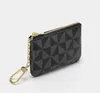 Keychains Lanyards Coin Pouches Keychains Car Key Chains Rings Holder Pu Leather Zipper Bag Black Triangle Plaid Brown Flower Pendant Design Keyrings Fashion RX6V