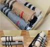 2024 Designer Scarf Classic Plaid 100% Cashmere Echarpe Tassel Designers Scarves Scarfs Shawl Sciarpa för Winter Womens Mens AAA-1