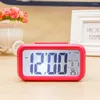 Relojes de mesa LED Reloj Luminoso Mudo Alarma Electrónica Posensible Pantalla grande Digital