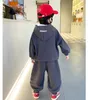 子供の服セット秋の幼児の男の子服服服服の女の子の女の子のスポーツスーツ男の子の凝固セットセット90-150