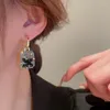 Boucles d'oreilles en peluche à tendance Crystal simple pour les femmes pour les femmes et la boucle d'oreille de boucle d'oreille fille bijoux d'anniversaire bijoux cadeau