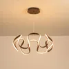 シャンデリアモダンミニマリストの導かれたシャンデリア照明ノルディックデザインダイニングリビングルームベッドルームホーム製品備品用の屋内ランプ