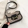 Gelişmiş kadınlar yeni moda küçük kare eyer çok yönlü bir omuz crossbody çanta gelgit 2147