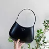 Семейство Новое Cieo Underarm Women's Hobo Medieval Wersatile Shiny Cowhide One Phoulder Wanksheld Stack Bag B60