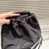 イブニングバッグデザイナーブックバッグ女性チェーンバックパックブックバッグレディースファッションオールマッチ大規模バックパックトートバッグ