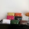 Crocodilo padrão axilas pequeno quadrado 2023 nova moda um ombro crossbody bloqueio fivela bolsa feminina 60% de desconto tomada online