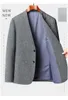 Trajes para hombres Marca para hombre Blazers casuales Otoño Primavera Moda Chaqueta de traje delgada Hombres Blazer Botón Masculino Daliy Oficina Ropa social D39