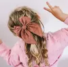 Hårtillbehör Kids Girl Clip European Simplicity Solid Color Big Bowknot Pin For Toddler 6 tum härliga barn huvudbonader