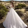 Abiti da sposa ricamati in pizzo da donna di nuovo arrivo Abiti da sposa ricamati in pizzo a maniche lunghe da principessa Abiti da sposa bianco rosso nero Abiti taglie forti 23W1