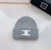 디자이너 비니 니트웨어 celinf 모자 알파벳 디자인 겨울 따뜻함 다목적 비니 니트 모자 편지 디자인 모자 크리스마스 선물 모자
