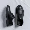 Scarpe eleganti Testa tonda con suola morbida 2023 Banchetto per tailleur casual nero puro