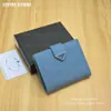 Triángulo Simple Titular de la tarjeta Cartera Diseñador Corto Mujeres Lujo Real Saffiano Carteras de cuero genuino con monedero Clip de dinero Titular de la tarjeta Mini bolsos de embrague EFFINI