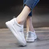 Klänningsskor Big Size Women Sneakers Autumn Leather Light White Sneaker Kvinnlig plattform Vulkaniserad Spring Casual Breattable Sports Shoe 230901