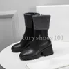 Designer Mulheres Betty PVC Botas Peludas Salto Alto Joelho Alto Botas de Chuva Impermeável Welly Meia Botas Plataforma Sapatos Ao Ar Livre RainshoesSapatos de Fábrica de Luxo