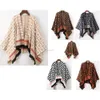 Kvinnors Cape Classical Womans -kappa med F tryckt hög Quallity Autumn Spring Winter Cardigan Design Knitting Top Fringe Free Size