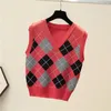 Pulls pour femmes Col V Femmes Automne Angleterre Style Gilet tricoté Femme Été 2023 Vintage Sans manches Bleu Plaid Pull Pull Crop Top