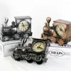 Relógios de mesa retro locomotiva vintage relógio moda personalidade plástico antigo desktop ornamentos presente criativo decorações para casa