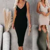 Ny stickad klänning Kvinnors V-ringningsband tätt mittlängdsklänning