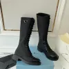 2023 Designer-Stiefel, lässige Lederstiefel, modische Schuhe, Nylon-Plattformschuh, hochwertiger Stiefel, kniehoch, Lebensmittelkleidung, schwarz, beige, abgerundete Zehen, flach