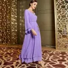 Vêtements ethniques Mousseline de soie Abaya Femmes Musulmanes Élégantes Col V Violet Robe de broderie avec ceinture Islamique Arabe Solide Kaftan Dubai Lady Robe