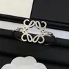 Stud New Popular Sterling Sier Earrings Rings Bracelet Neck Chain Suit Suitable for Womens Jewelry Fashion Accessories CHD2309044 Elsaky