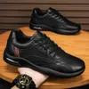 Printemps et automne nouvelles chaussures de sport en cuir pour hommes semelle souple respirant tourisme chaussures décontractées en plein air confortable chaussure de course men Women trainers boots