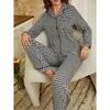 Ropa de dormir para mujer Pijamas de otoño e invierno Cárdigan a cuadros blanco y negro Pantalones de manga larga Ropa para el hogar