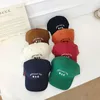 Gorras Sombreros Kid Boy Summer Personalidad Simple Carta Bordado Gorra de béisbol Bebé Niña Fahsion Allmatch Algodón Protección solar Peaked 230901