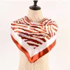 Pendentif Foulards 90cm Square Zebra Stripes Imprimer Foulards en satin de soie Femmes Foulard Foulard Châle Wrap Silencieux Pareo Bandanna Accessoires pour cheveux x0904