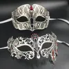 Máscaras de festa Prata Vermelho Fantasma Filigree Venetian Masquerade Amantes Casal Conjunto Casamento Metal Laser Corte Bola Máscara 230904