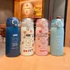 Tassen, Geschirr, Utensilien, 350 ml, 500 ml, niedliche Wasserflasche, Thermosbecher, Kawaii-Cartoon-Isolierflaschen mit Strohhalm und Aufklebern, Kinder-Thermobecher aus Edelstahl x0904