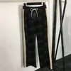 Pantaloni sportivi con stemma a lettera per donna Pantaloni casual con vita elastica in vita con coulisse firmati