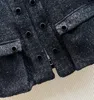 2023 Autumn Black Solid Kolor Tweed Jacket Long Rleeve Stojak kołnierzyka podwójne kieszenie podwójne kurtki Krótka warstwowa warstwa Z3S010665