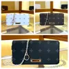 Designer Ladies Casual Chain Bag Lily Wallet Fashion Shoulder Bag Crossbody Bag Mini Cell Phone Bag Ladies Handbag Brown Classic Retro Clutch M82509