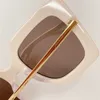 تصميم جديد للأزياء Cat Eye Sunglasses 435S Classic Acetate Frame Thuples Metal Metal Temples Simple and Popular Outdoor UV400 Eyewear