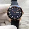 Etiket İzle Erkekler Yüksek Kaliteli Saatler Kadın Deri Strap Mens Watch Designer Lüks Saatler Büyük Kadran 42mm Erkek ve Kadınlar Elmas İzle Tank Saat 046