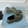 Zielone patentowe skórzane buty lefu dla kobiet jesienią 2022 r., Nowe grube gąbki gąbki, pojedyncze buty w stylu francuskim, buty damskie w stylu brytyjskim 230904
