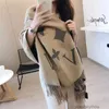 2023 novo luxo v designer cachecol 100% caxemira xale grosso inverno quente longa franja cachecol pashmina 180*65