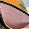 Toppkvalitetsdesigner män kvinnor mode mini zippy plånbok fritid exklusiv nyckelring kort hållare dermis charm nyckelpås bokstavstryck myntväskor med låda