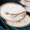 Set di stoviglie Combinazione di stoviglie di lusso leggere europee Piatto domestico Ceramica Ciotola profonda Regalo di riso Bone China di alta qualità