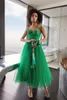 Vestidos de fiesta Estilo europeo Otoño Malla Suspender Vestido de noche con cinturón Decoración Mujeres Prom Green Sling Banquete